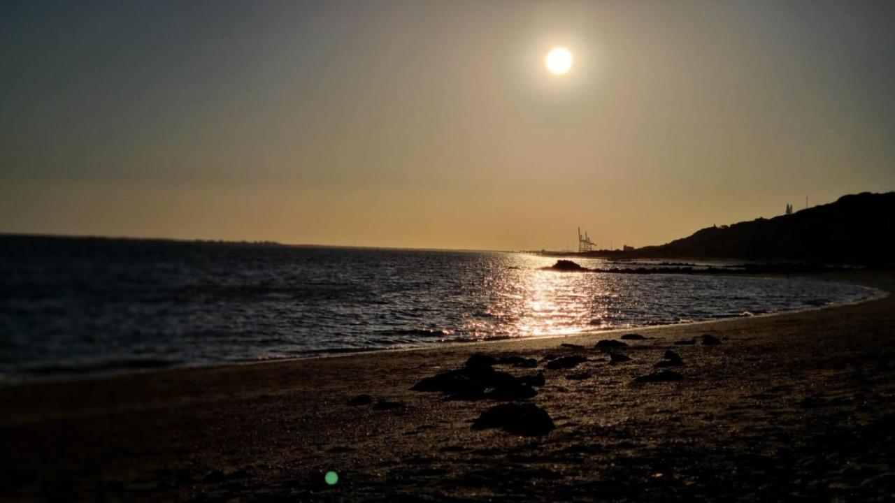 El Apartamento De Amy Con Vistas Al Mar 마자곤 외부 사진